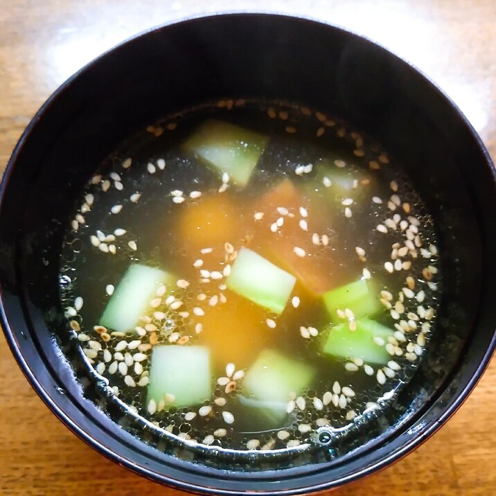 薩摩芋とブロッコリーの茎の中華スープ
